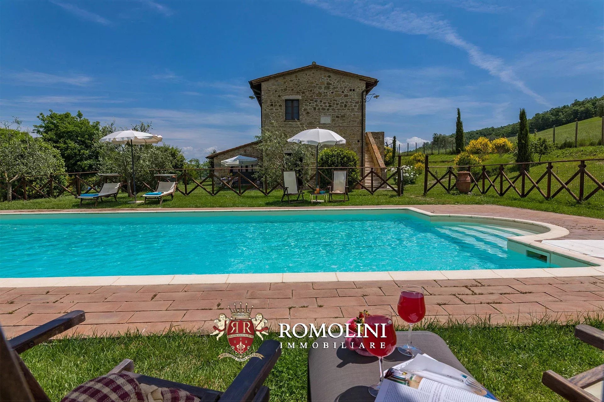 4 Bedroom Villa/Townhouse's Image 10