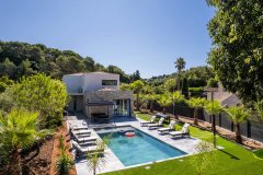 Renovierte Luxusvilla zum Verkauf in Mougins | Familiensitz mit Pool — photo 1 of 7