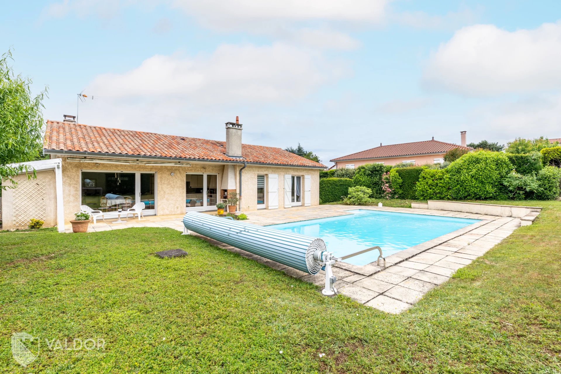 Maison de plain pied de 115 m² avec piscine à Chasselay