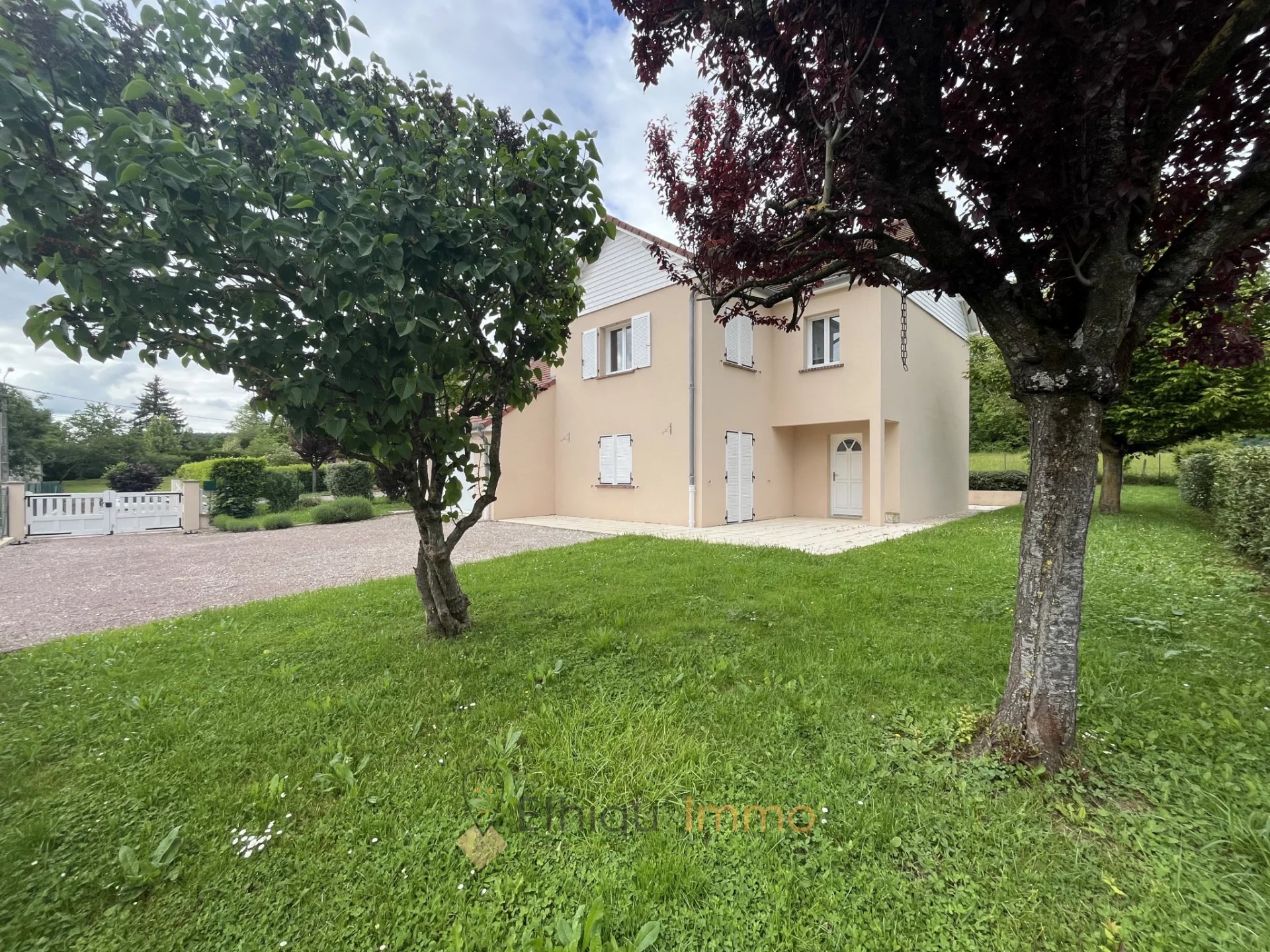 Maison individuelle de 168,90 m2 terrain clos garage terrass