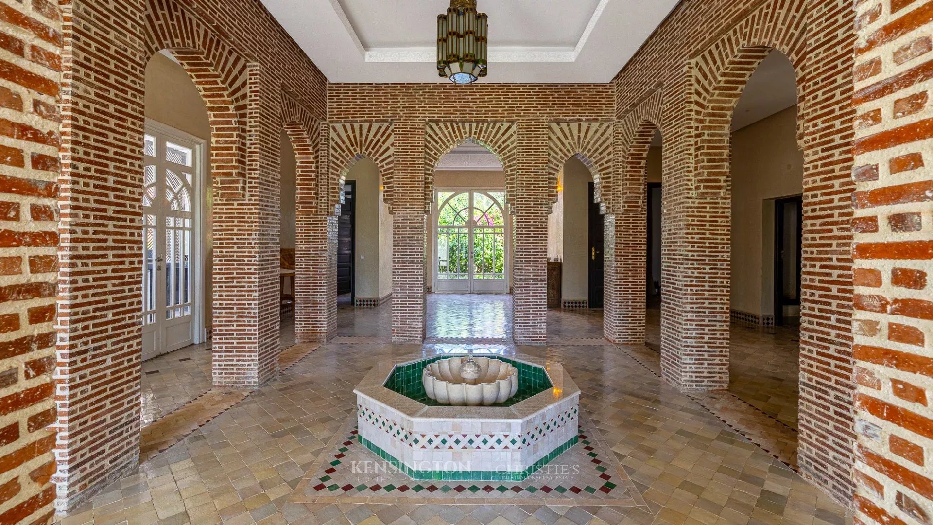 14 Bedroom Villa/Townhouse's Image 24