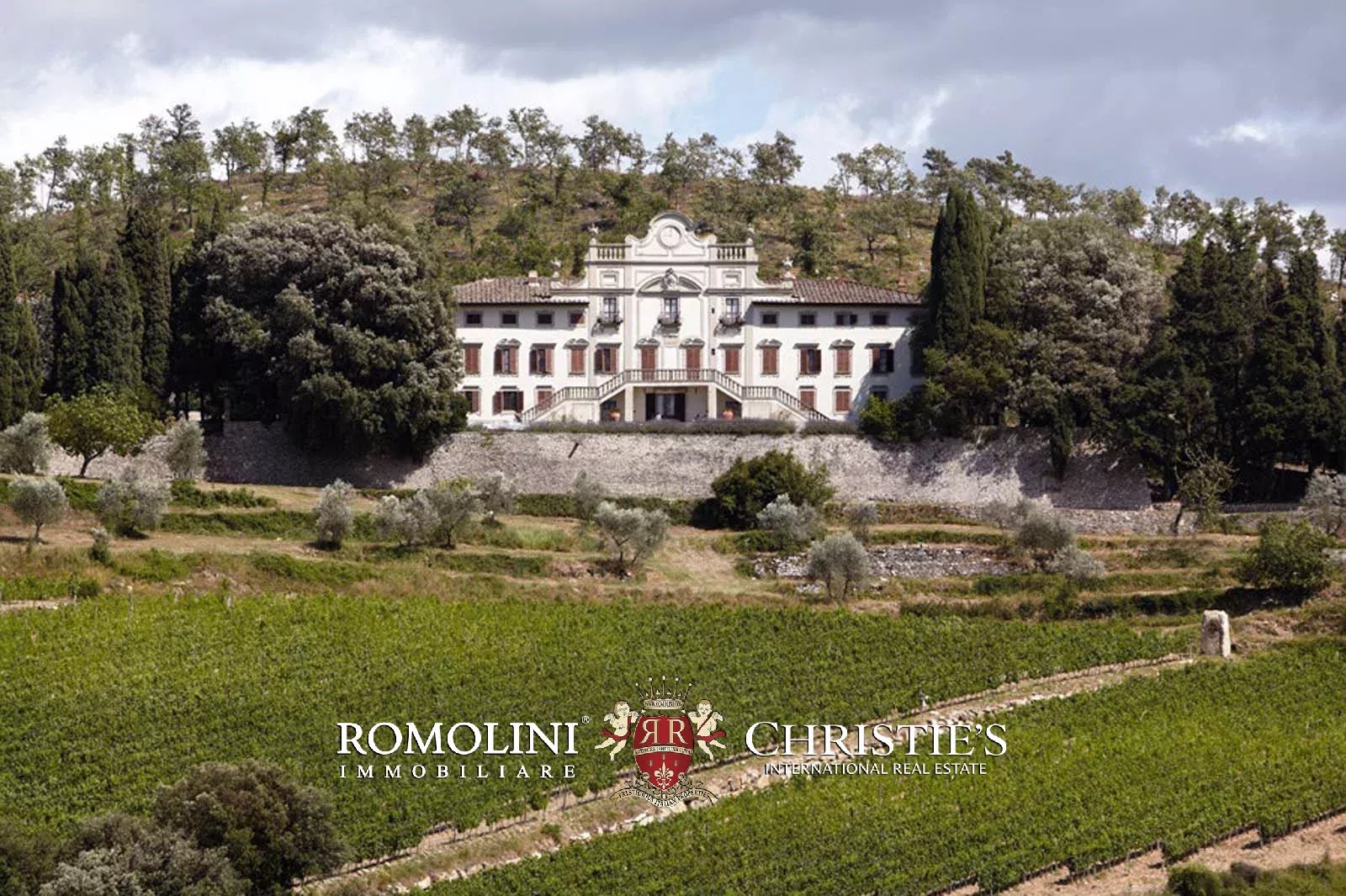 LUXURY HISTORICAL VILLA FOR SALE IN RADDA IN CHIANTI, TUSCANY