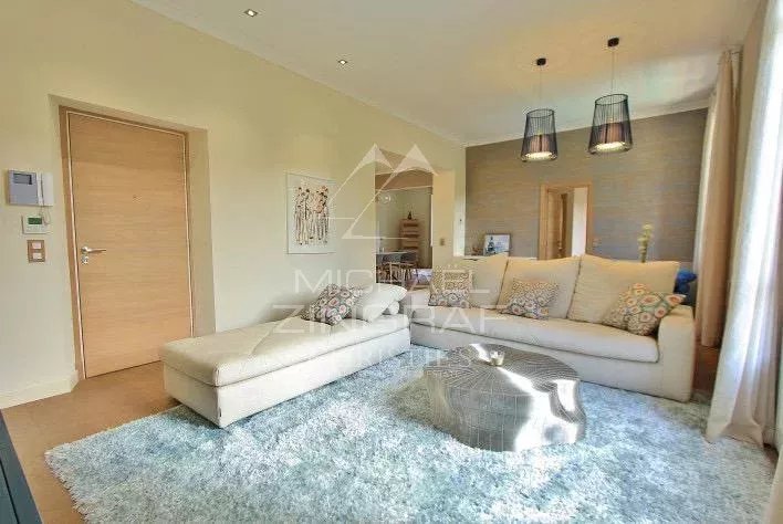 3 Bedroom Apartment/Flat's Image 8