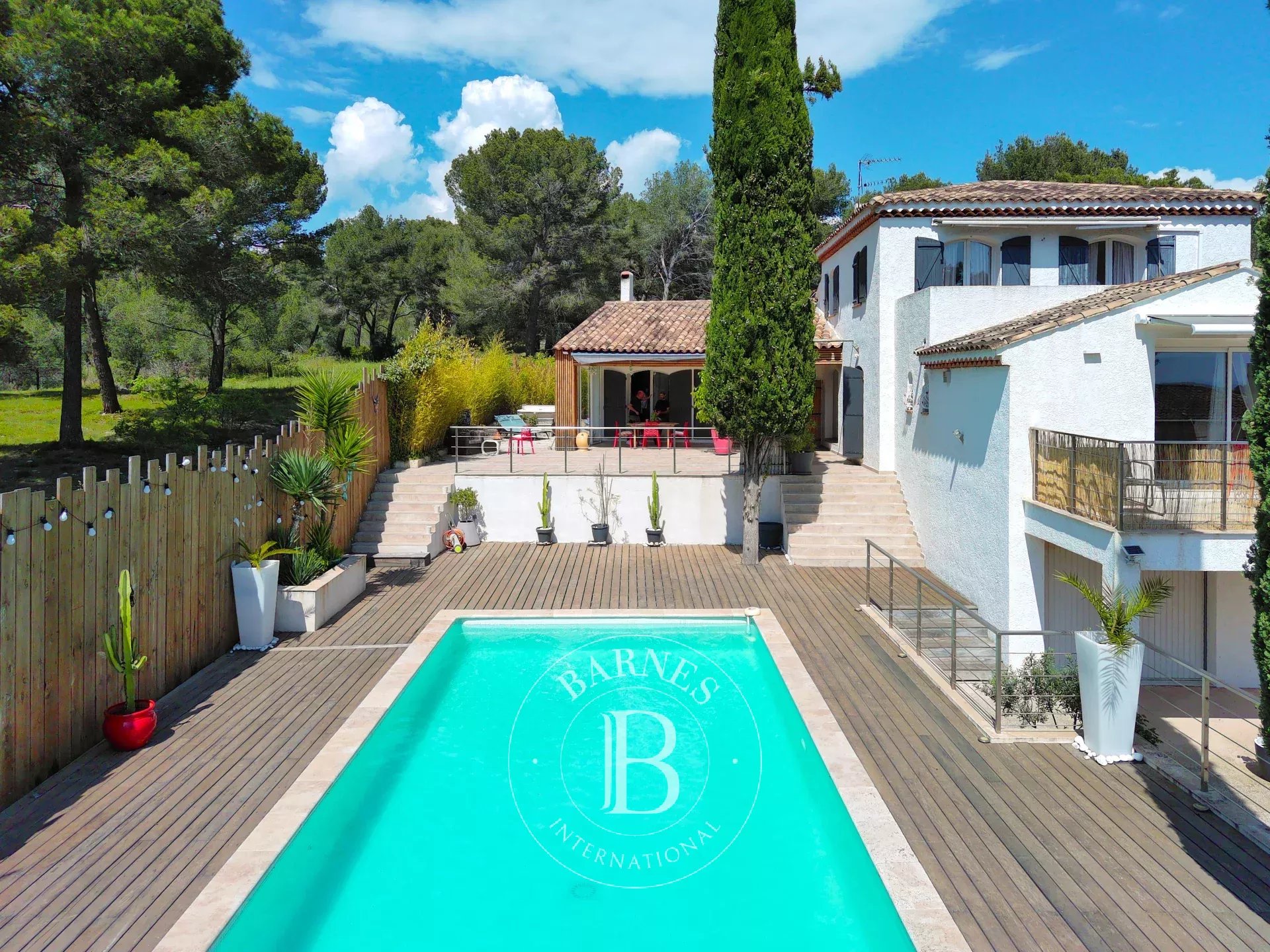 Ev Cassis - picture 14