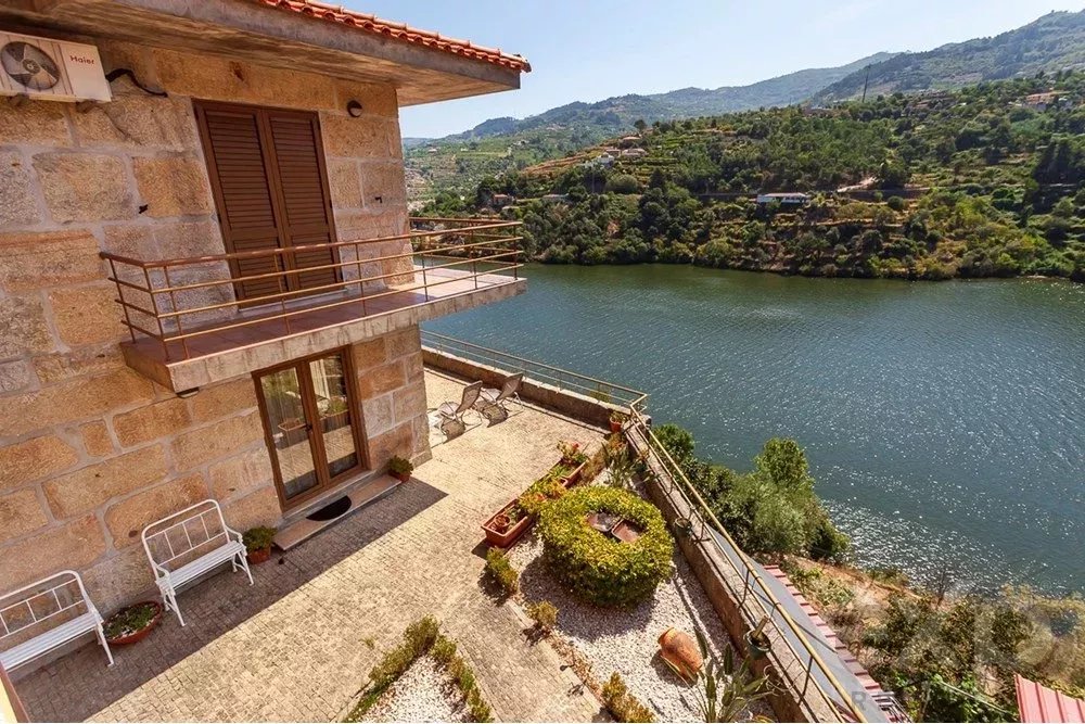 MORADIAS T6 ou T10 | MARAVILHOSAS VISTAS A 200º SOBRE O RIO DOURO