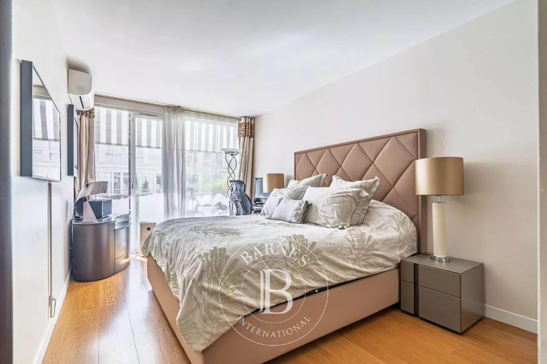 Neuilly-sur-Seine  - Appartement 4 Pi&egrave;ces 2 Chambres - picture 8
