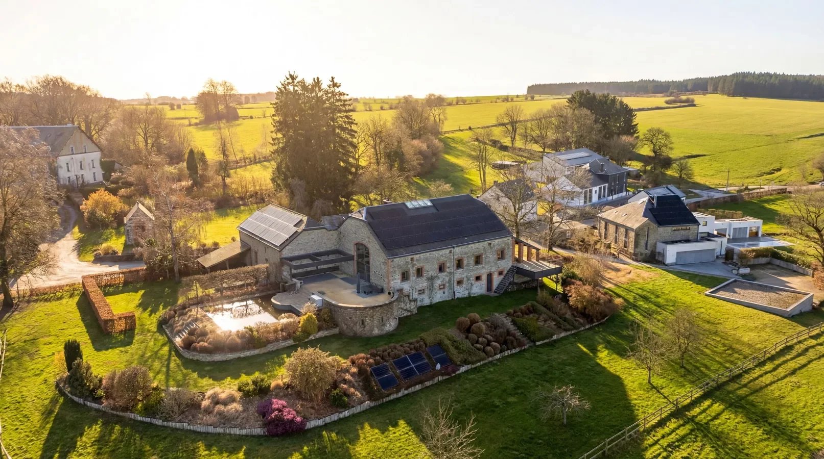 Ferme & centre équestre à Libramont