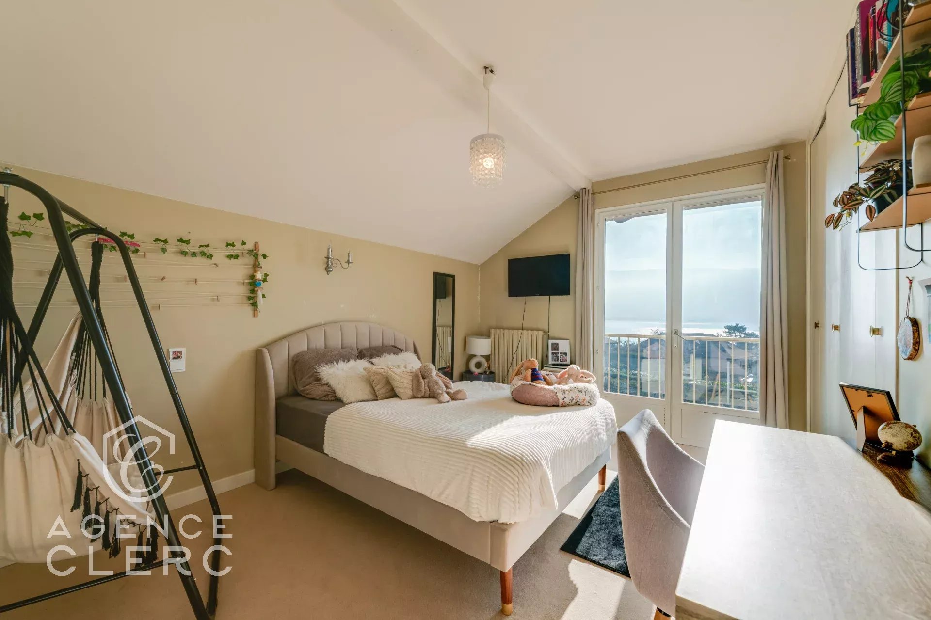 4 Bedroom Villa/Townhouse's Image 16