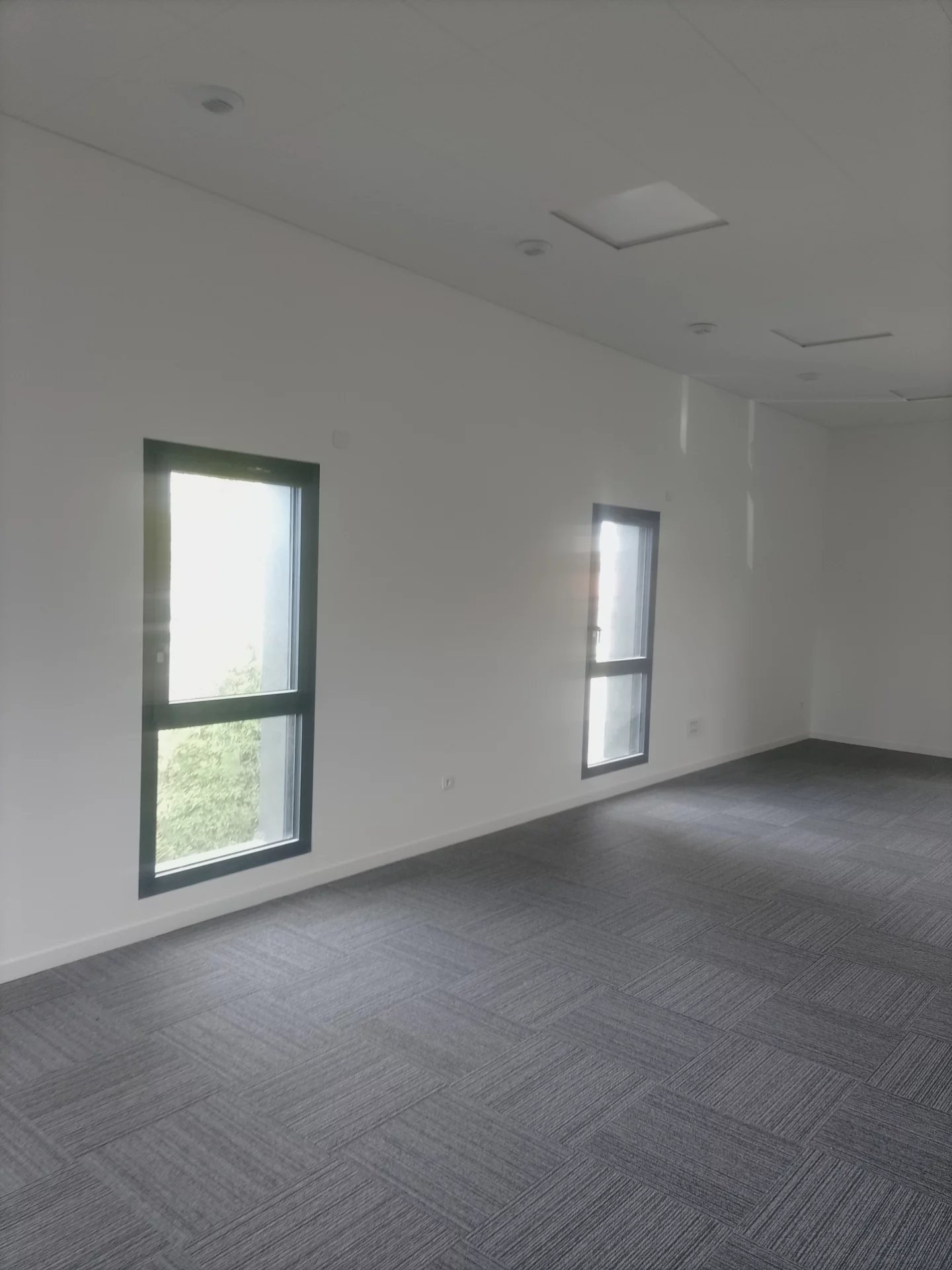 Bureaux neufs 270 m2 secteur Aéroport