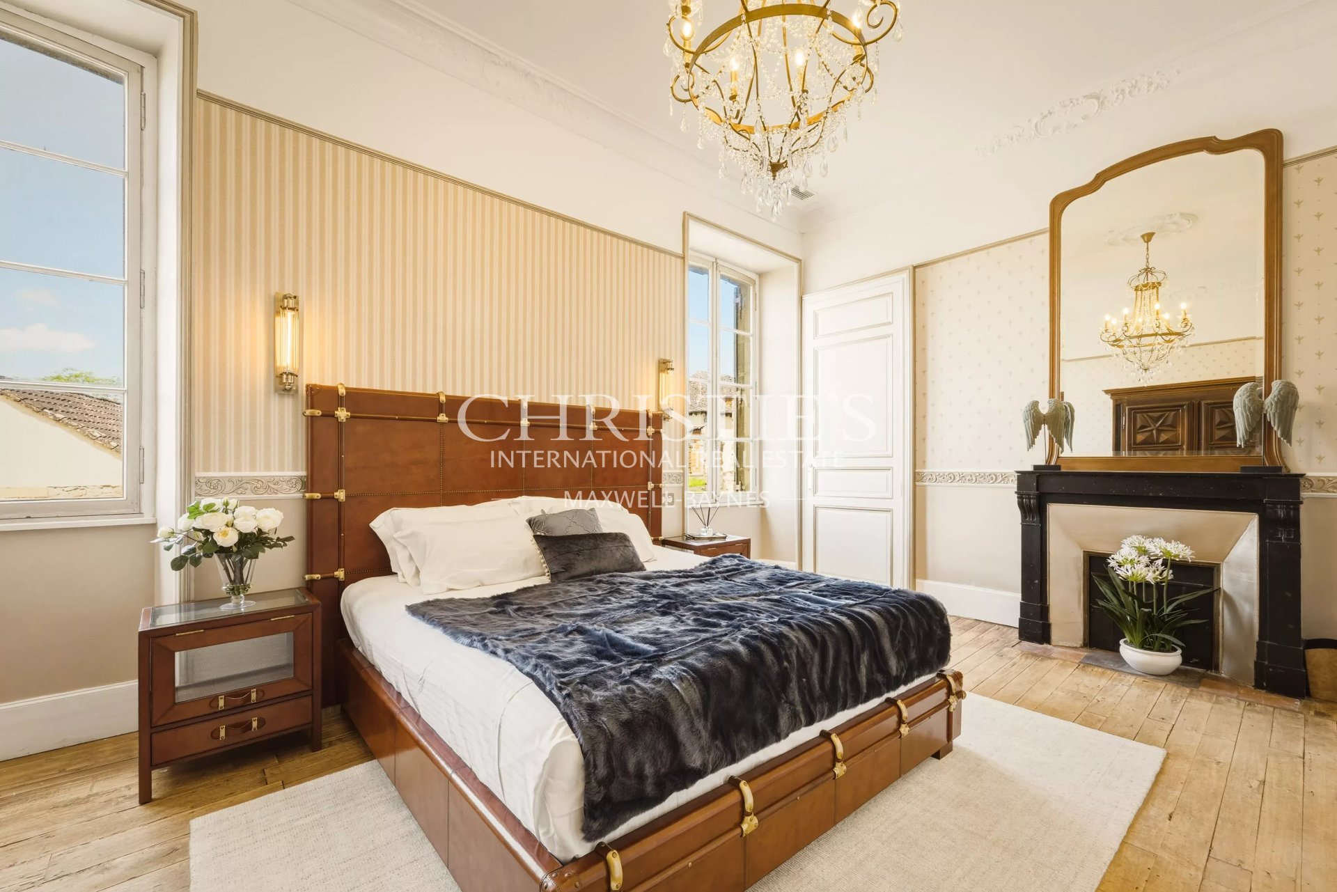 11 Bedroom Chateau's Image 33