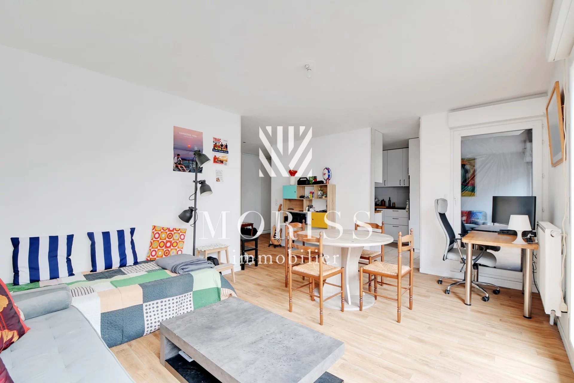 Appartement 3 pièces Ensoleillé / Terrasse + Jardin / 95m2 / Rue - Image Array