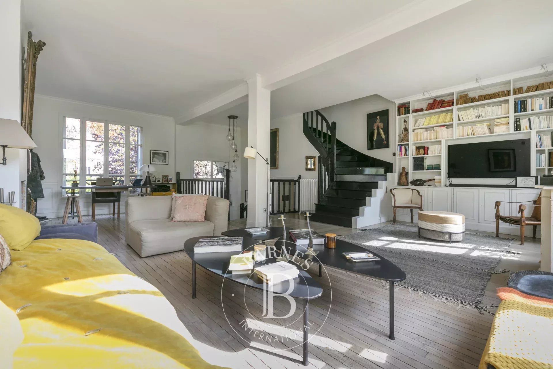 Maison Suresnes  -  ref 86748533 (picture 2)