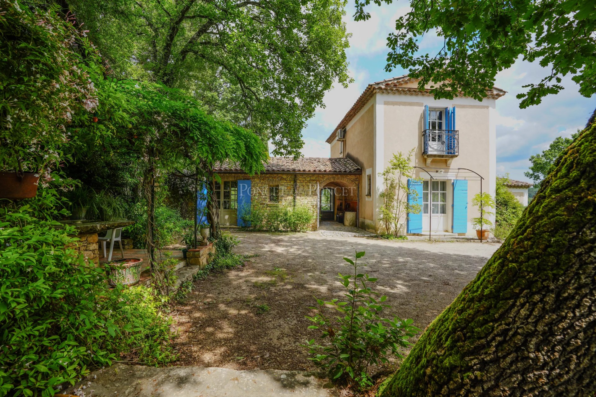 4 Bedroom Villa/Townhouse's Image 6