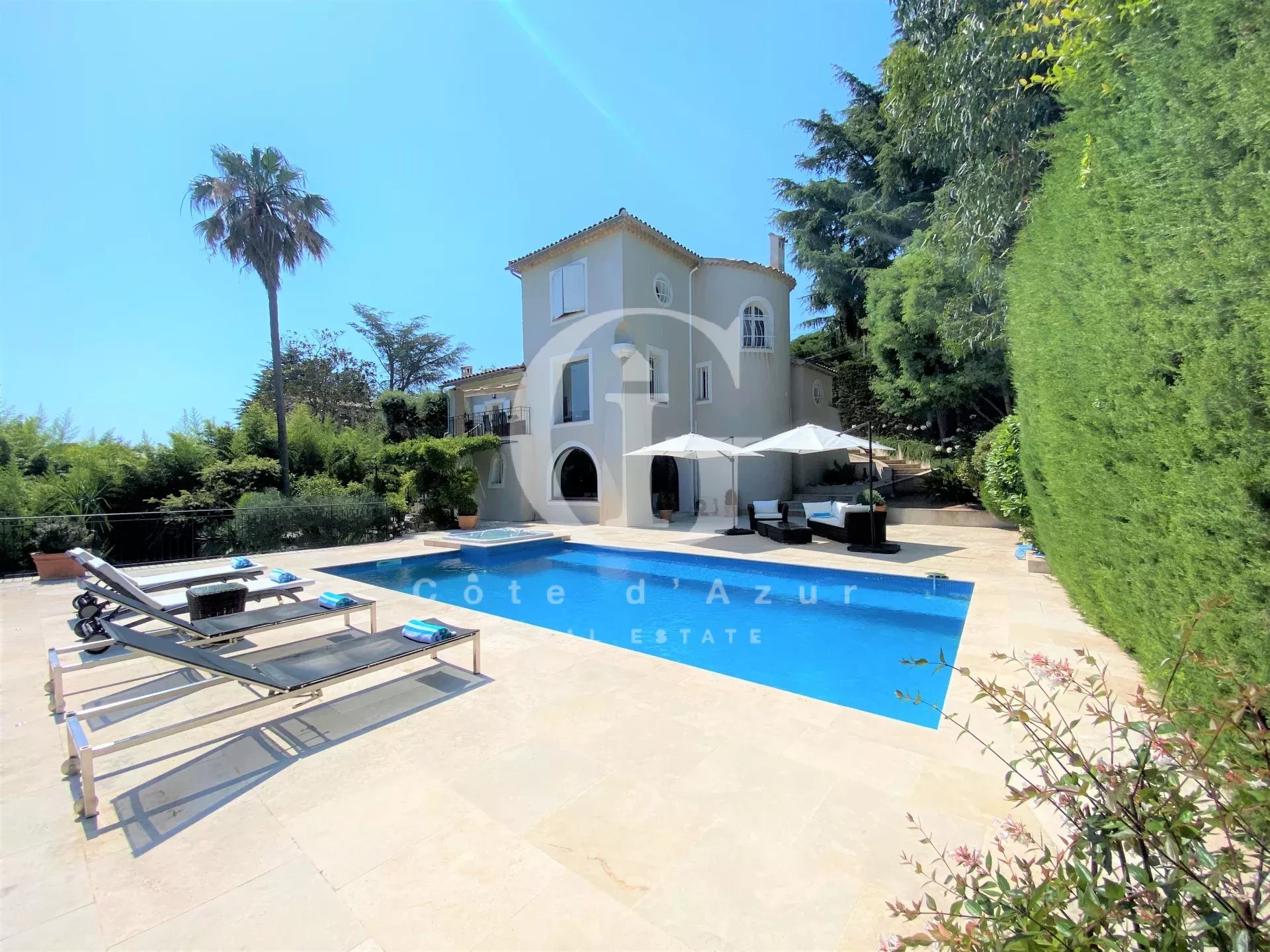 Agence immobilière de 