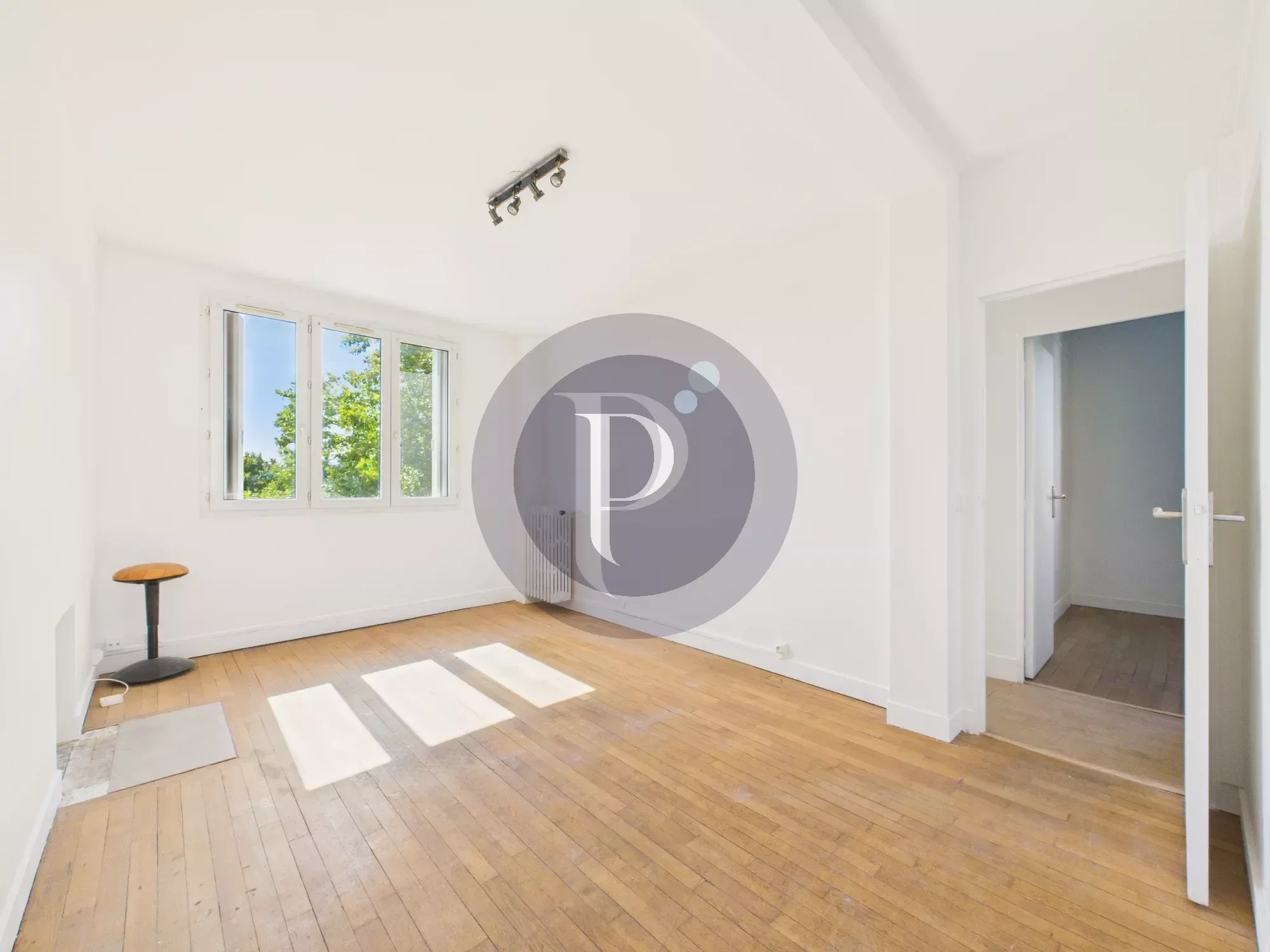 vente-appartement-4-pieces-le-plessis-robinson-86051844