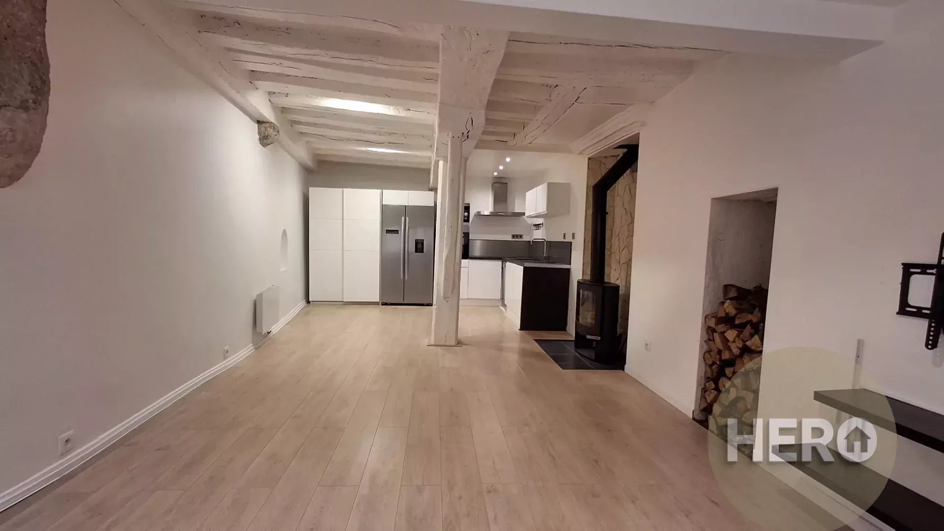 Neauphle-le-Château – Bel appartement rénové en plein cœur du centre ville