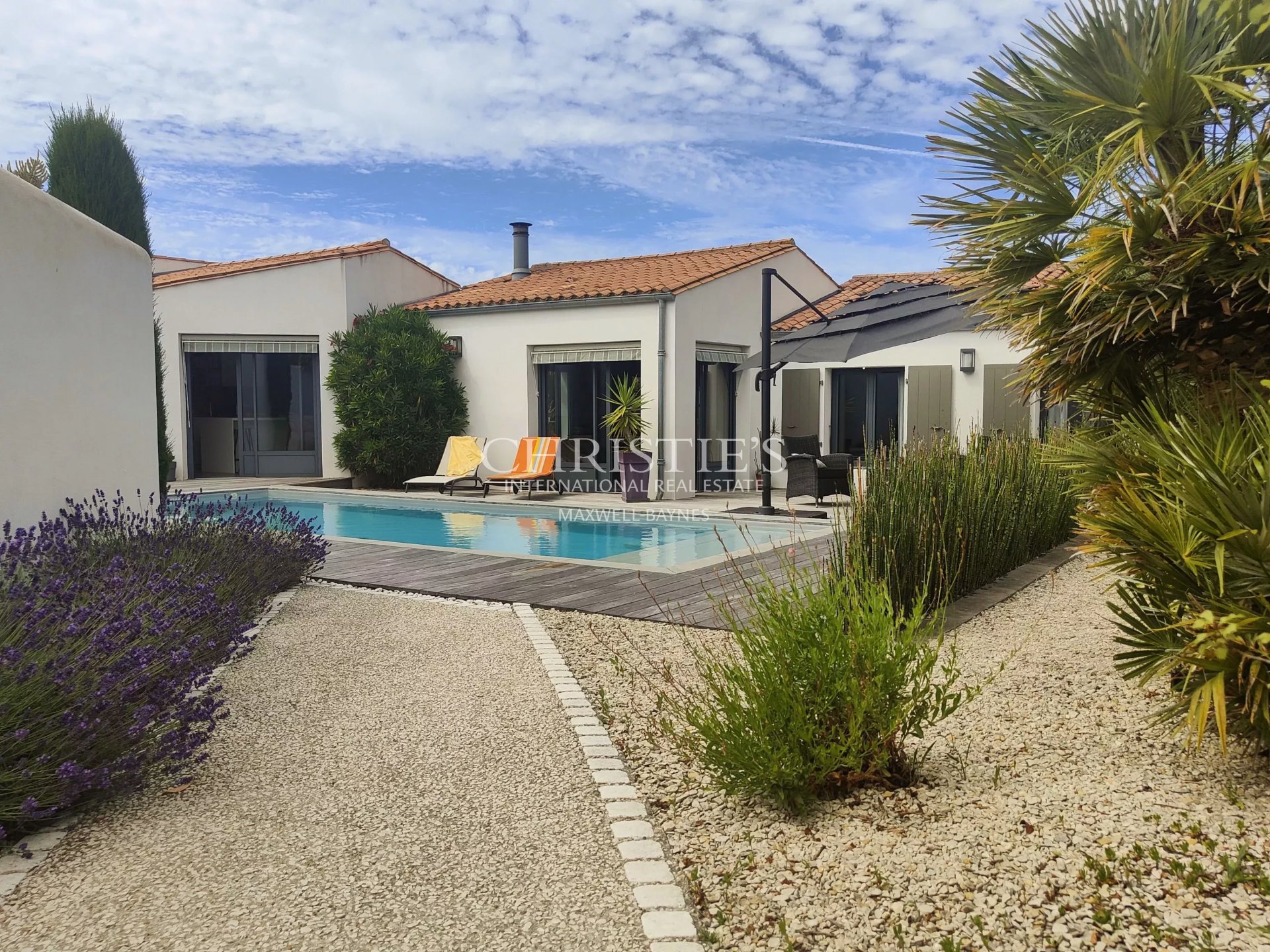 4 Bedroom Villa/Townhouse's Image 10