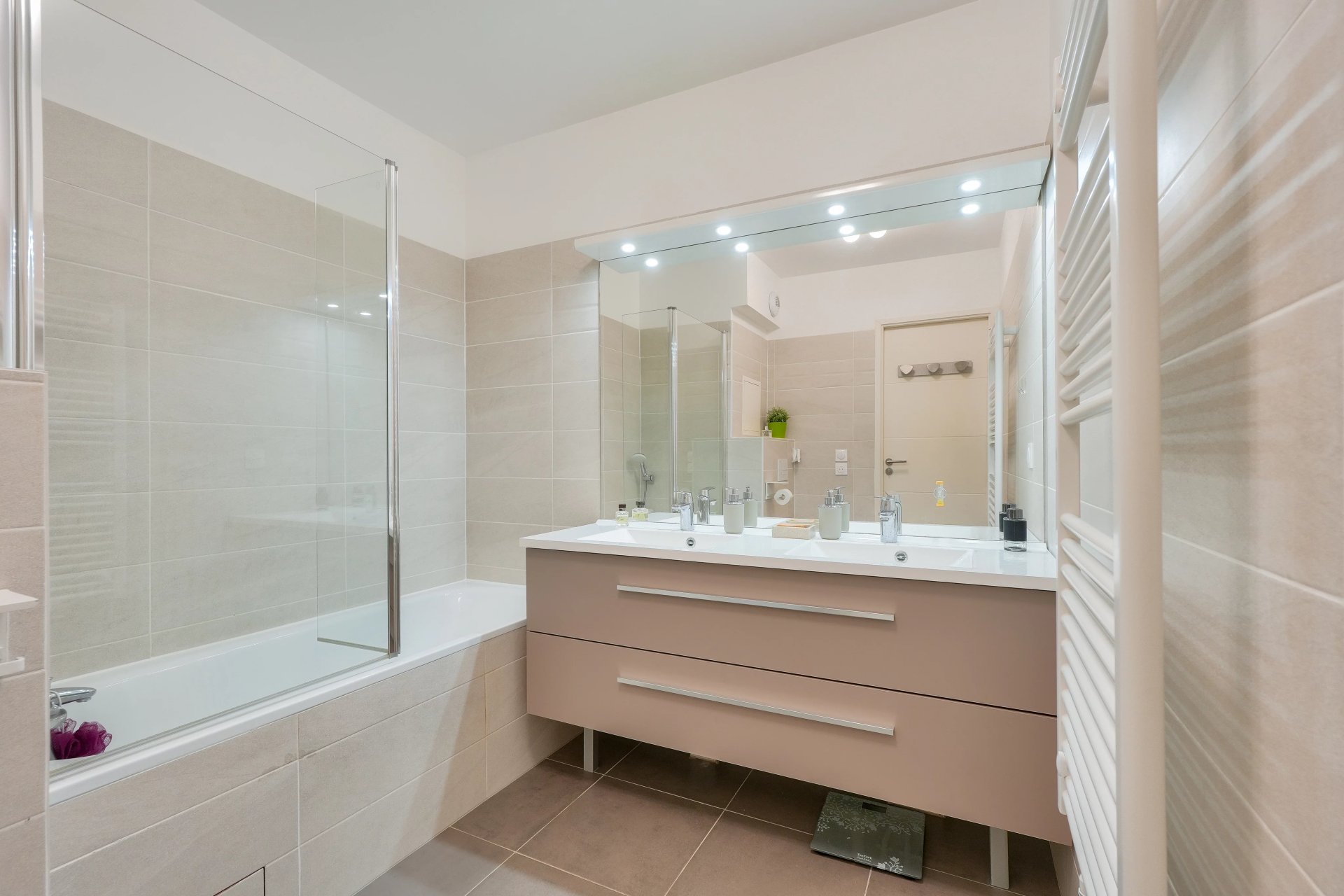 4 Bedroom Apartment/Flat's Image 17