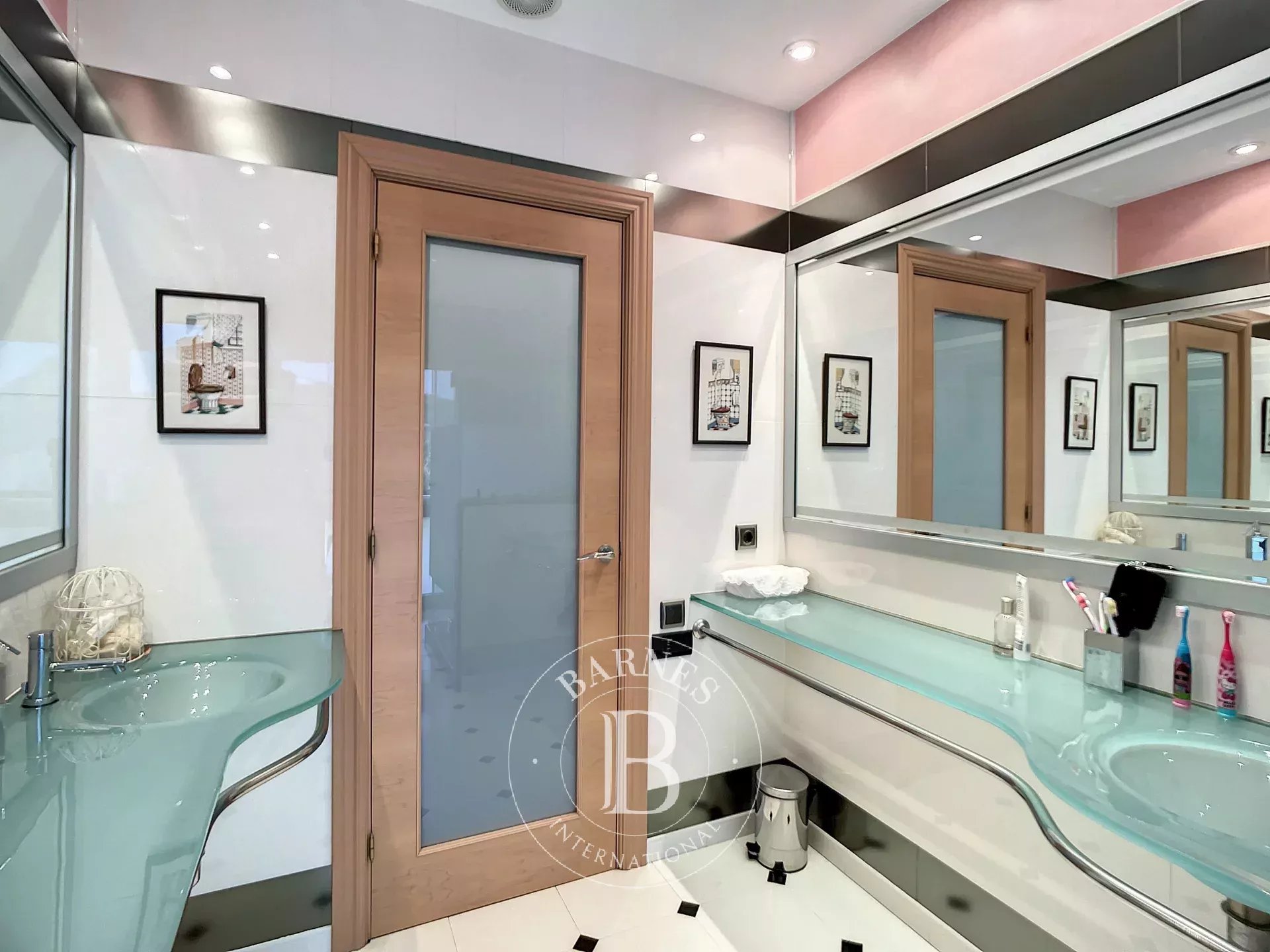 Ev Santa Susanna - picture 40