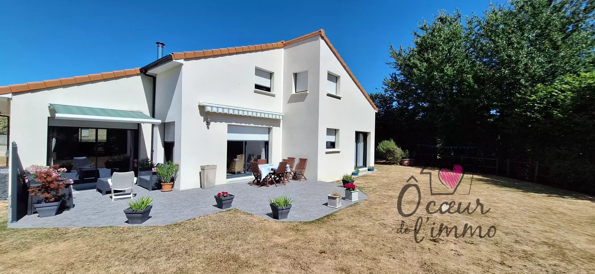 Maison d'architecte 161 m2 + double garage.
