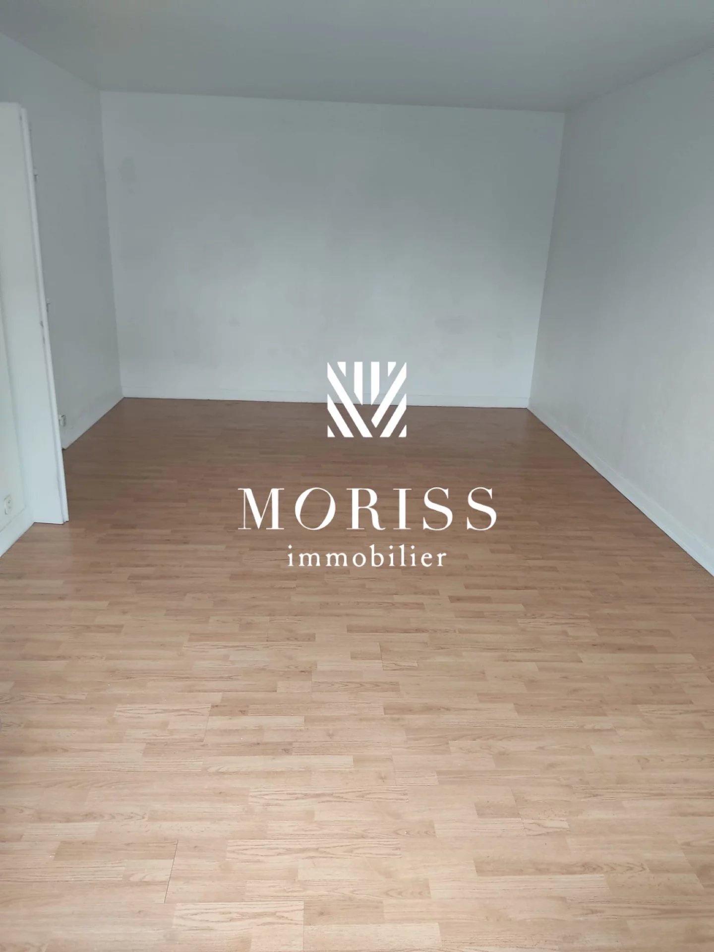 Maisons-Alfort Appartement de 2 pièces de 52 m2 + 2 m2 de balcon - Image Array