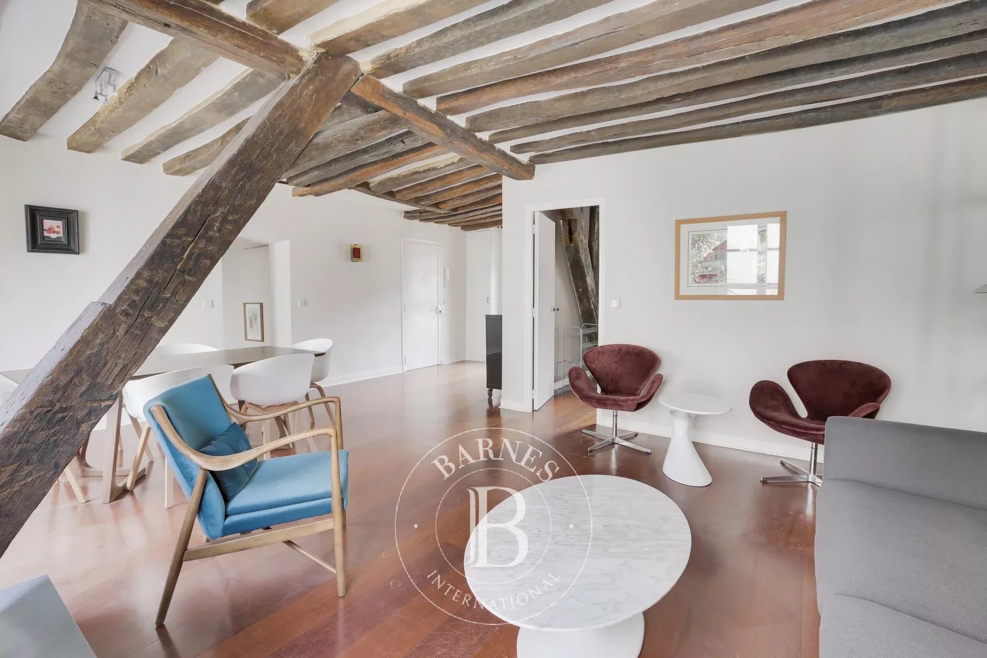 Daire Paris 4ème - picture 6