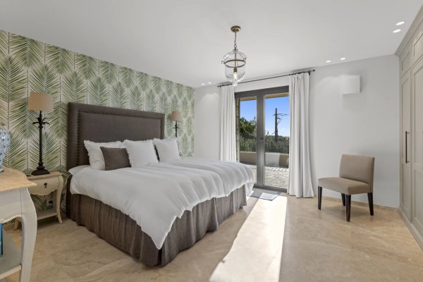 Luxury 5-Bedroom Sea View Villa for Sale in Vallauris, French Riviera — photo 6