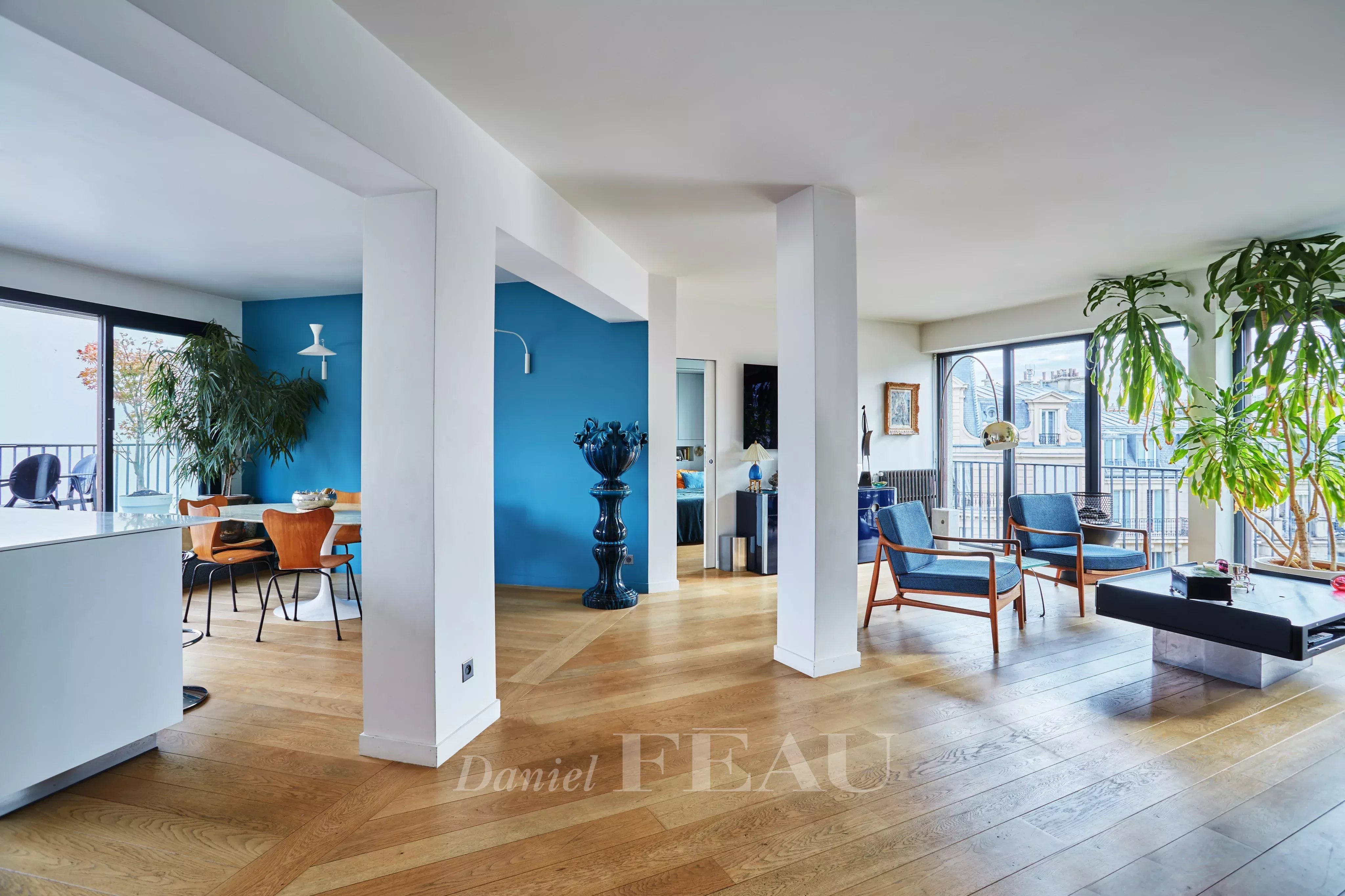 Sale Apartment Paris 16th