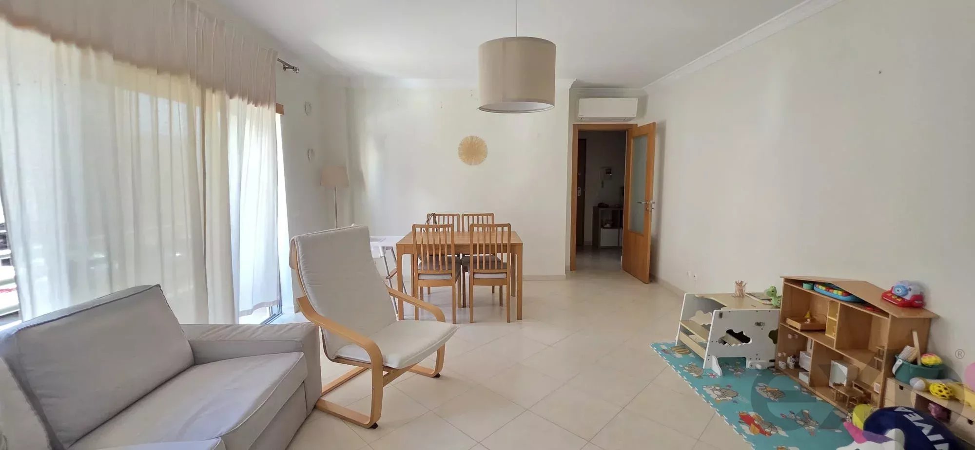 Spacious 2-bedroom apartment in the João de Ourém development, Olhão 87072287 image 2