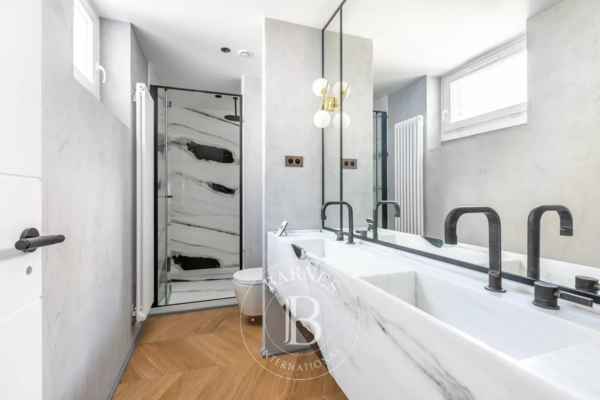 Daire Paris 8ème - picture 15