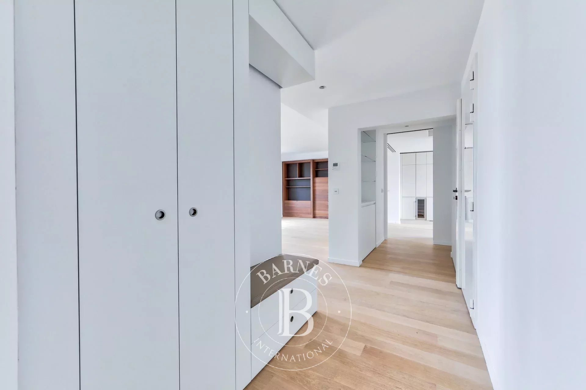 Daire Paris 8ème - picture 17