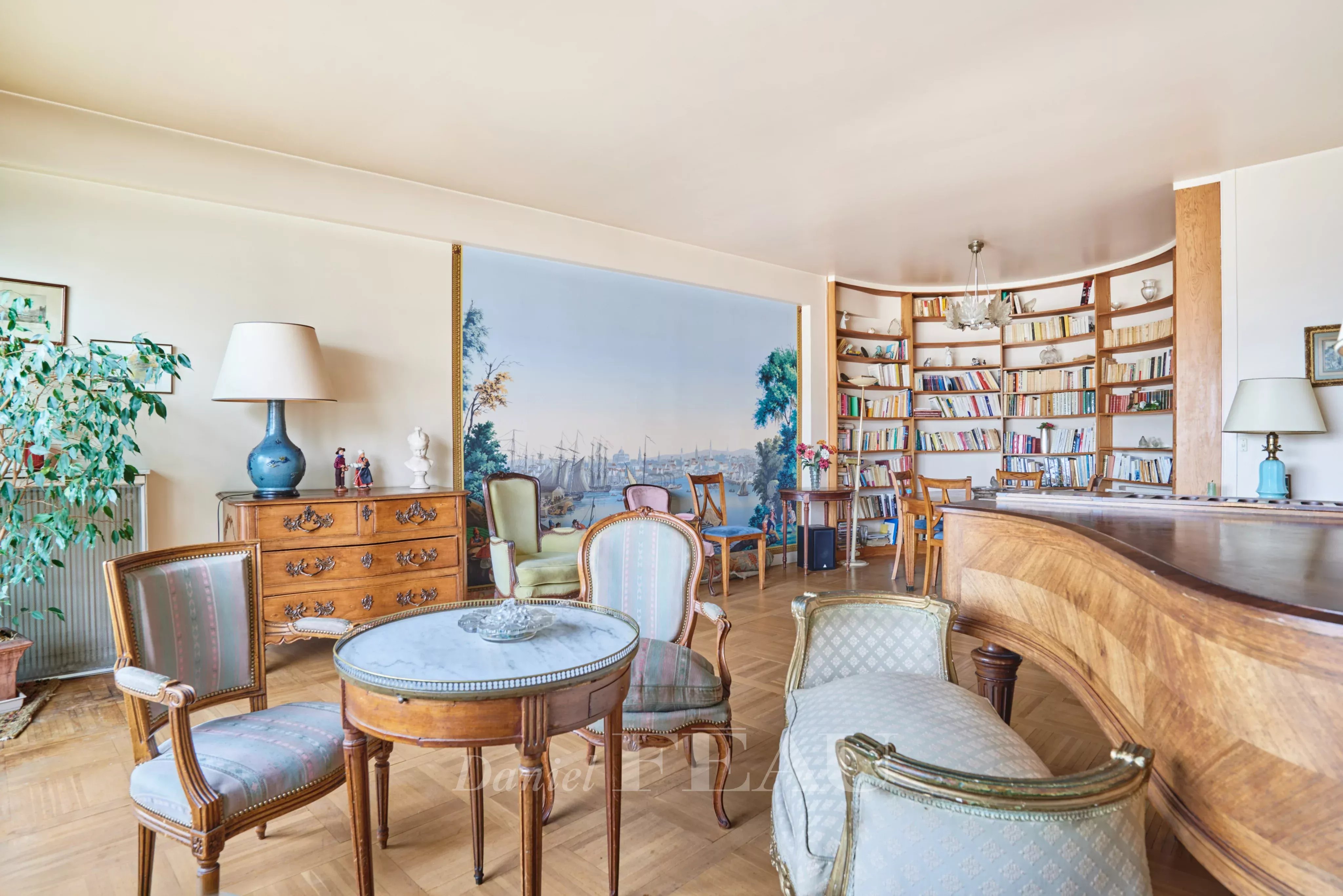 Sale Apartment Paris 5th