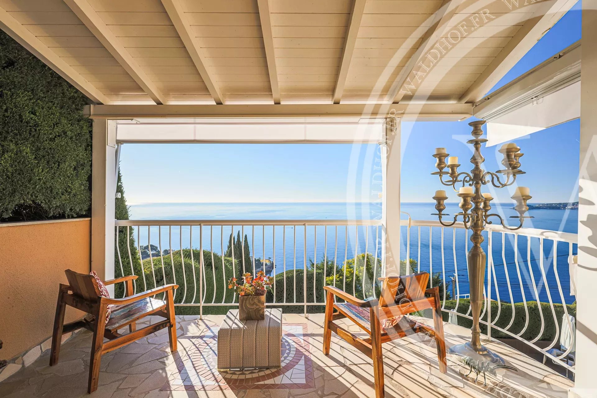 Villa Art Déco entièrement rénovée dans un domaine privé de Cap d'Ail à 5 min de Monaco