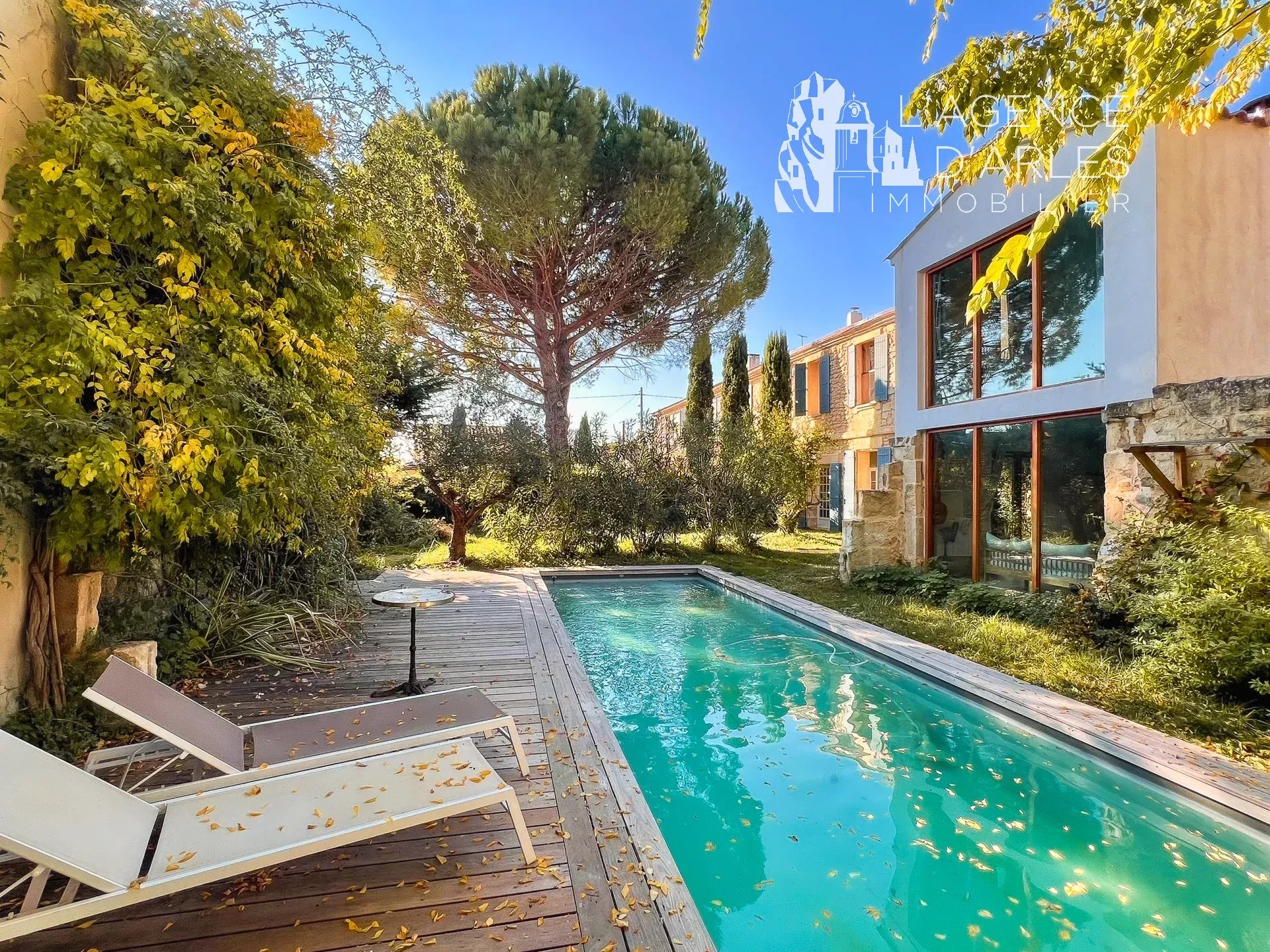 Agence immobilière de AGENCE DU PAYS D'ARLES