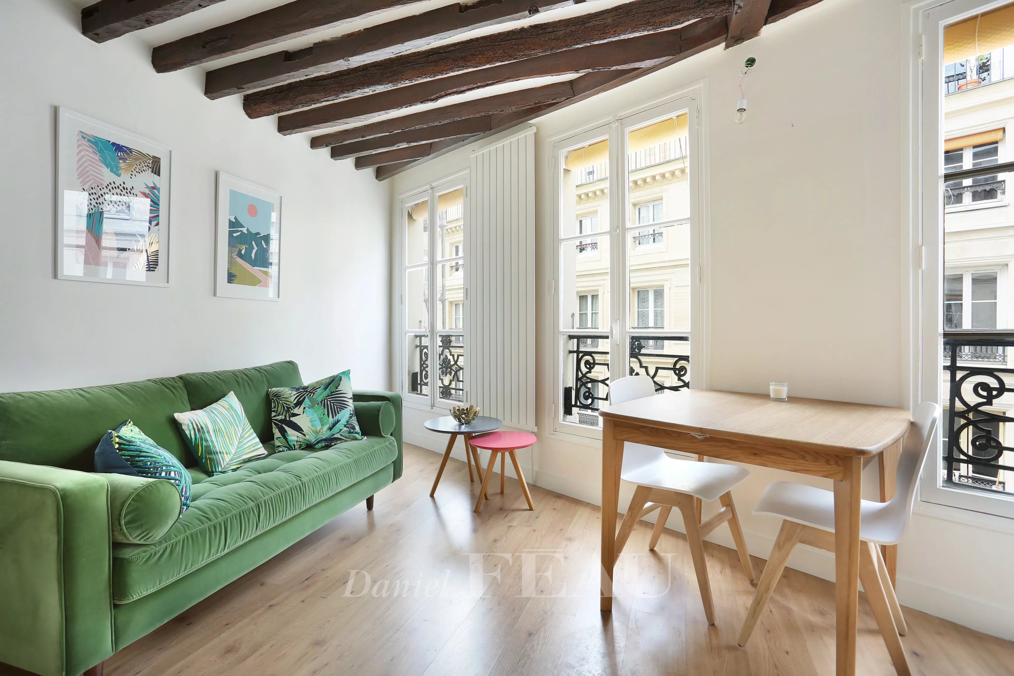Living-room Wooden floor