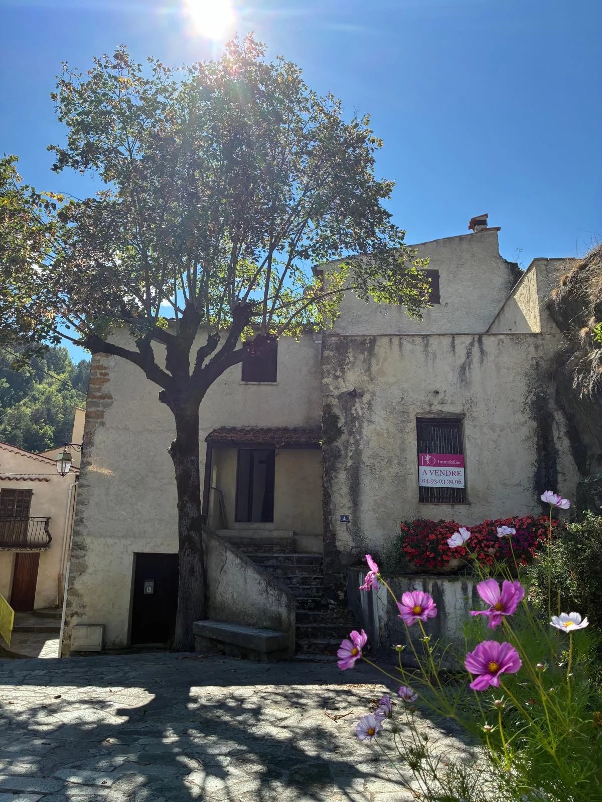 Maison de village 5p avec 2p indépendant, terrasse et 2 caves
