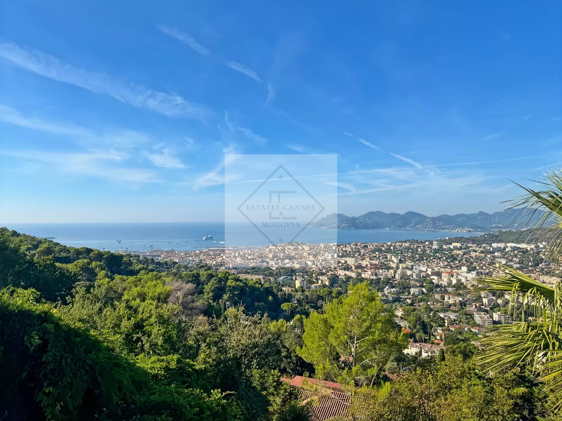Terrain avec projet de villa contemporaine – 900 m², Cannes — photo 1