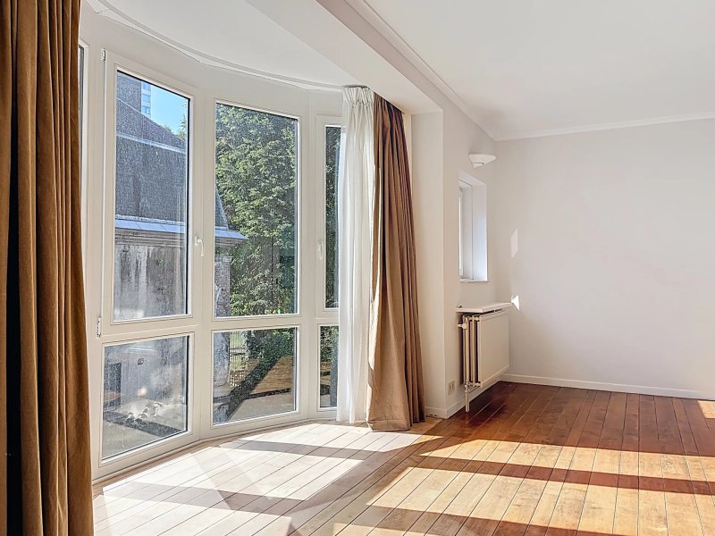 For Rent Apartment | Bruxelles - picture 3