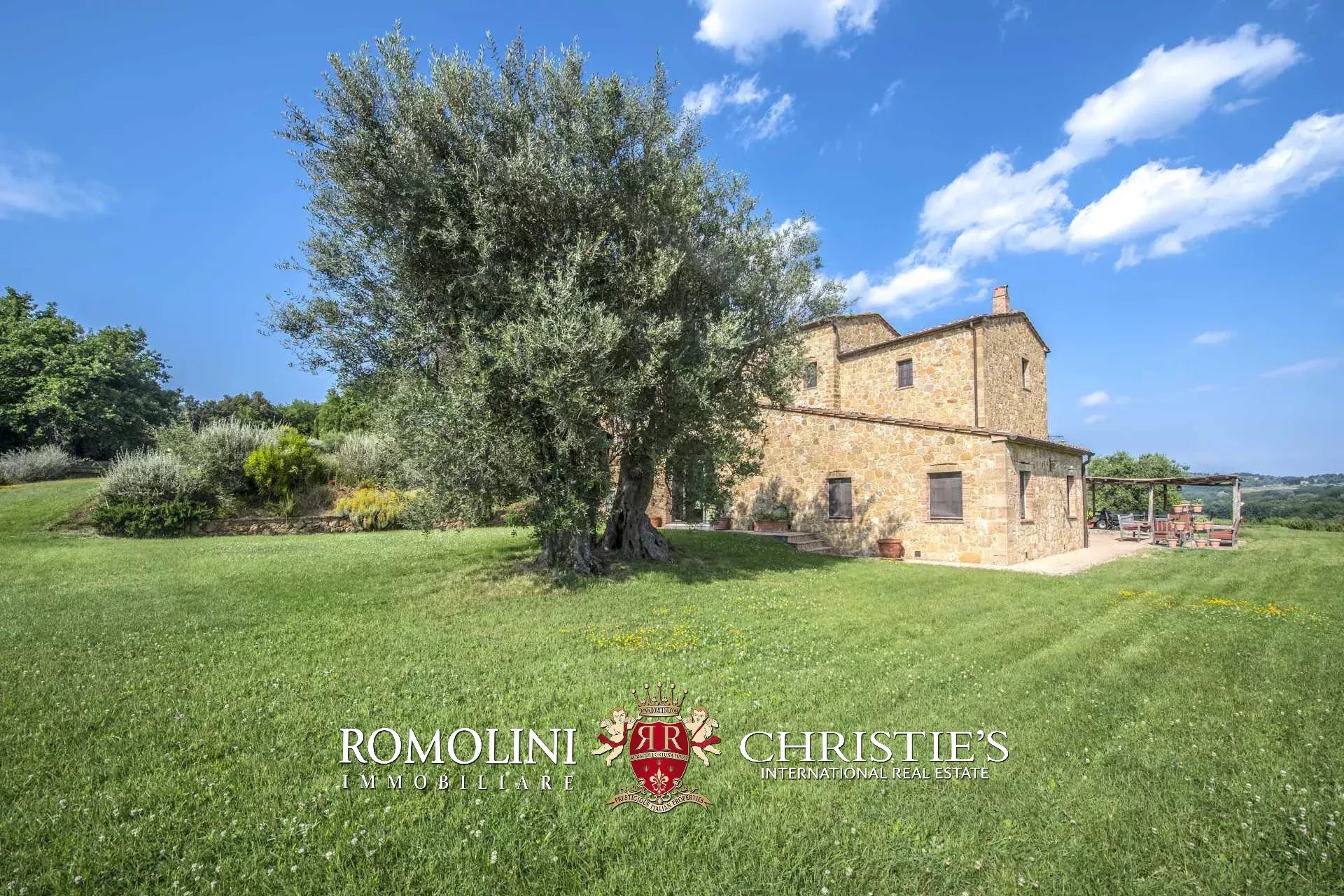 3 Bedroom Vineyard's Image 13