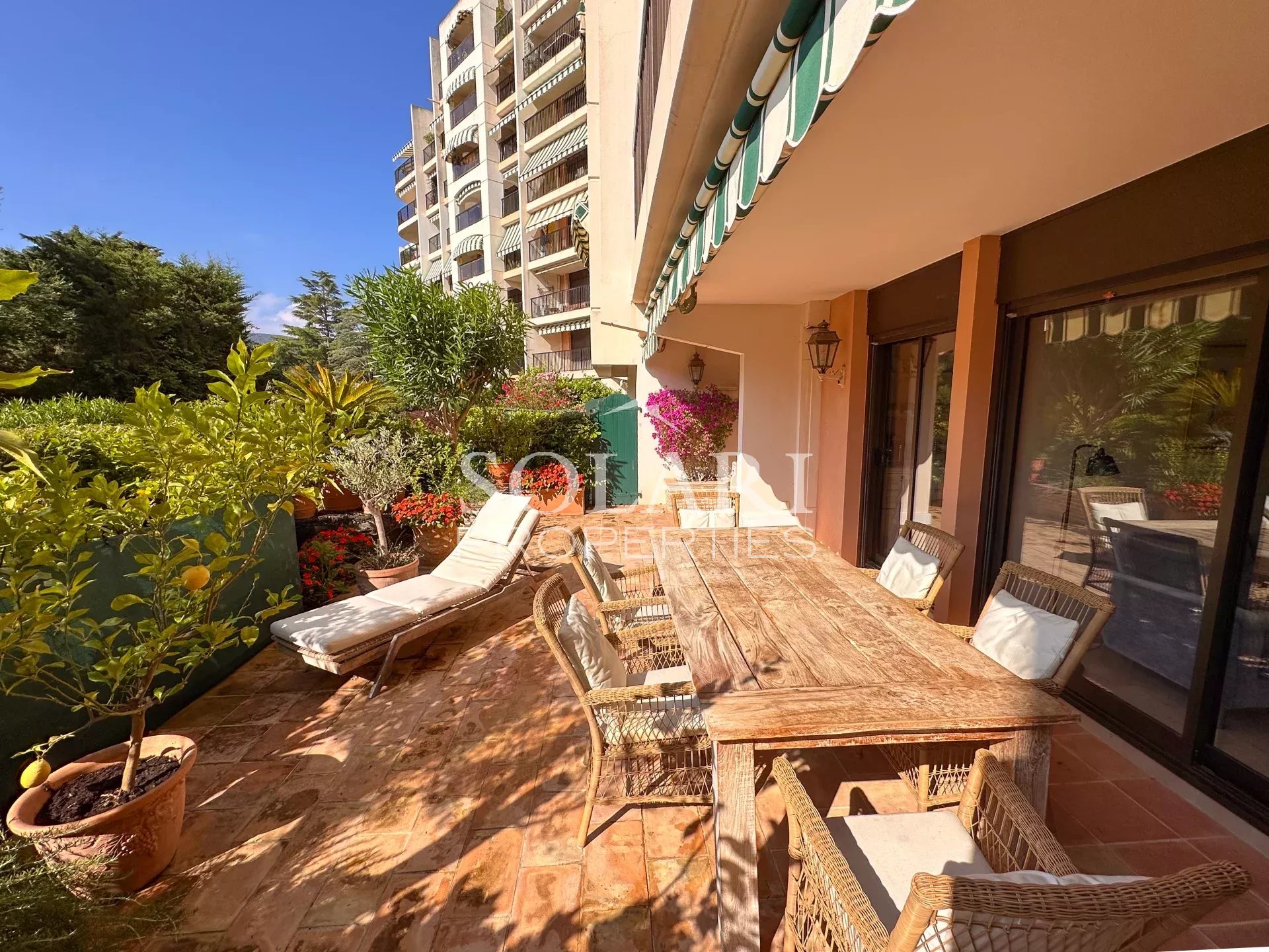 Appartement 3 pièces en rez-de-jardin – Cannes Marina