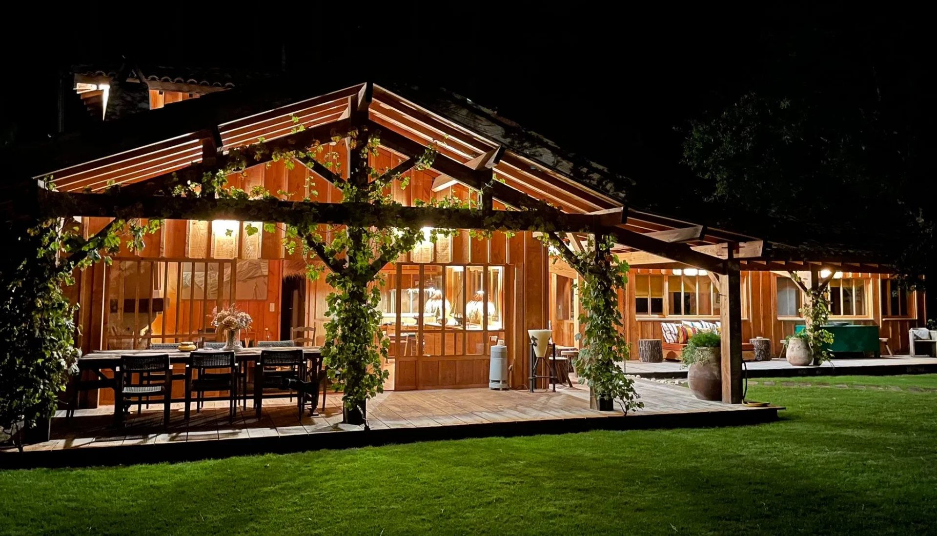 WOODEN VILLA “PINÈDE” WITH SWIMMING POOL, AT PIQUEY - CAPACITY 7 ADULTS AND ONE CHILD - picture 2