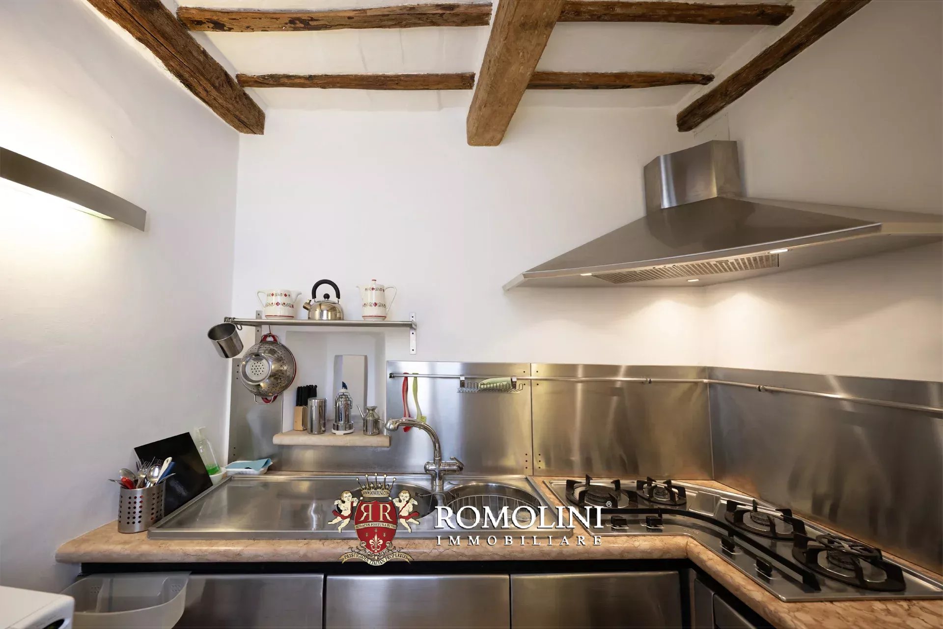 5 Bedroom Villa/Townhouse's Image 26