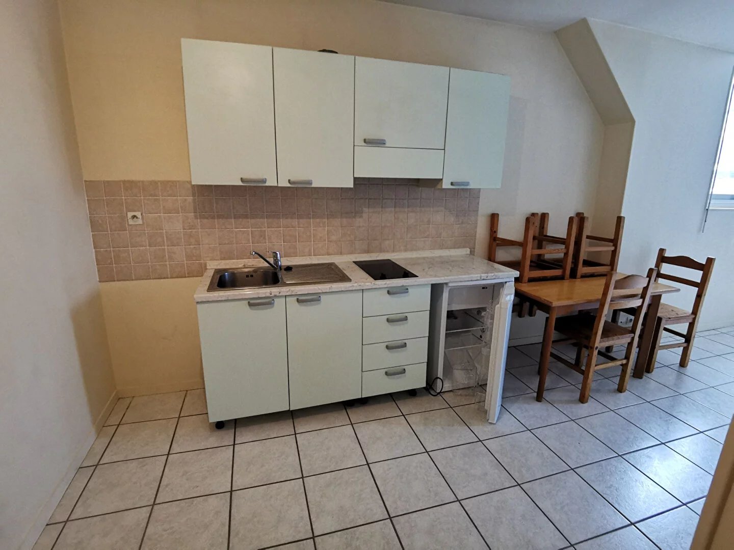 BOURGES-APPARTEMENT TYPE 2- 35 M²-
