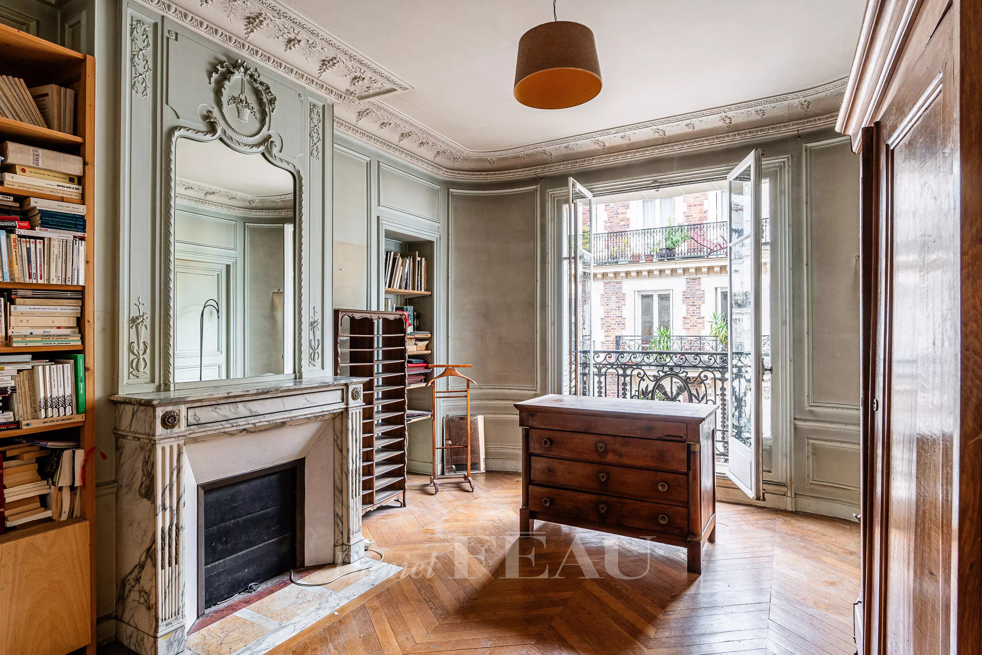Sale Apartment Paris 5th