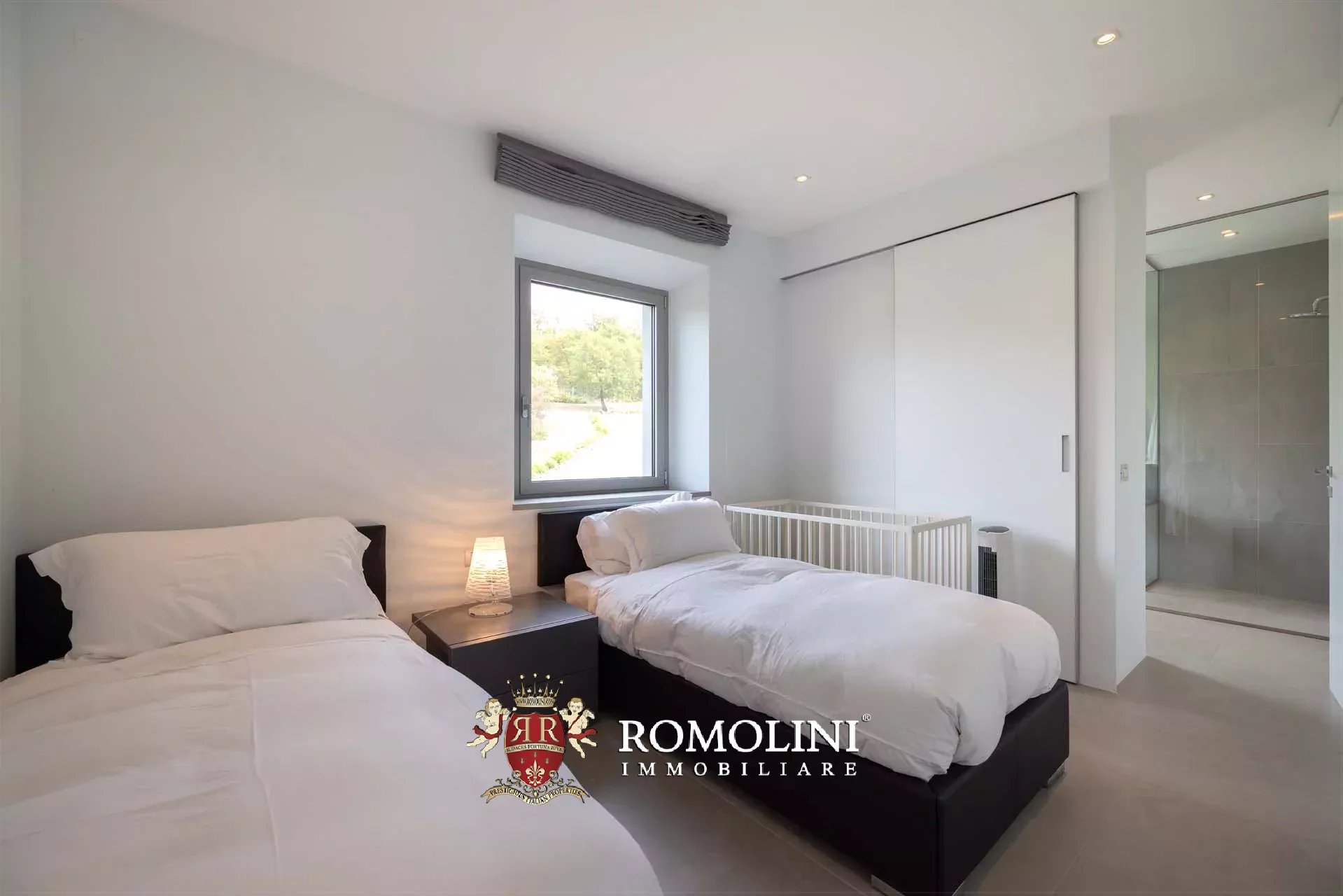7 Bedroom Villa/Townhouse's Image 112
