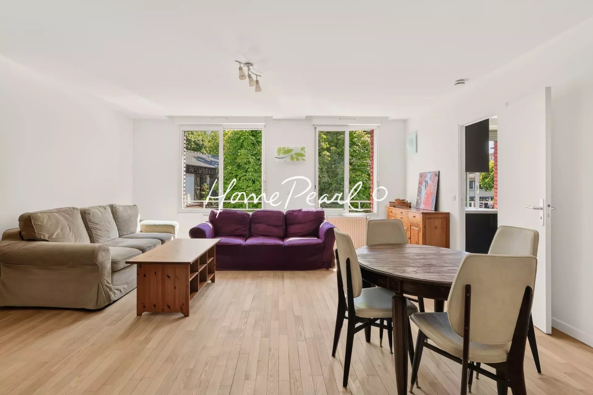 Agence immobilière de 
