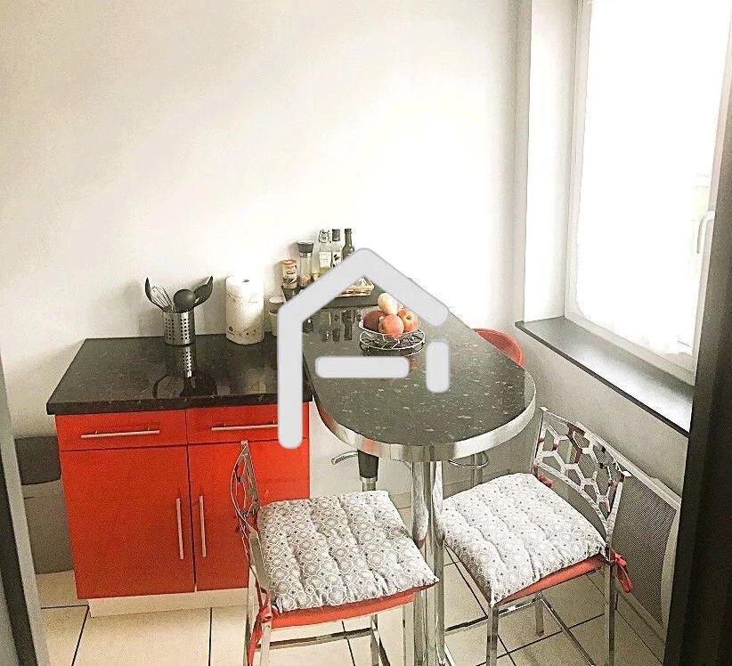 PATTE OIE: T1 BIS d'env 35m²/729 CC/PROCHE METRO