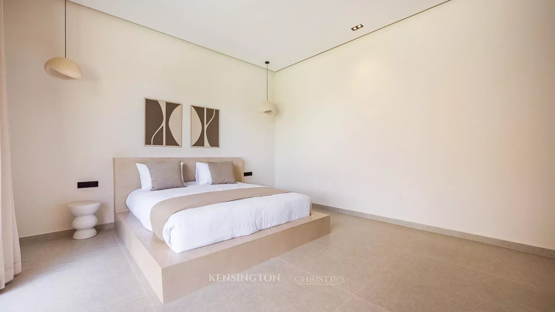 5 Bedroom Villa/Townhouse's Image 14