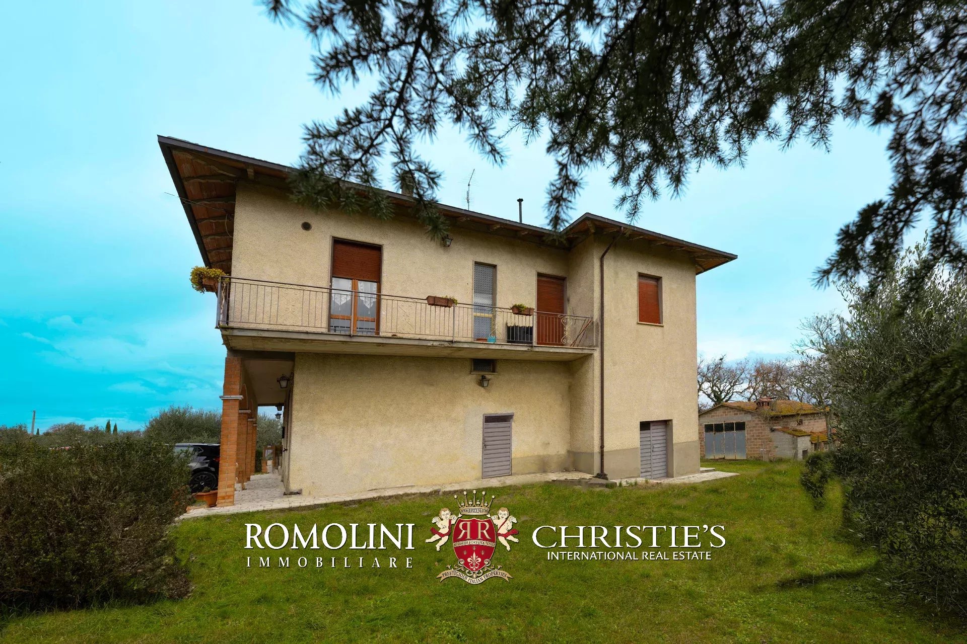 5 Bedroom Vineyard's Image 24