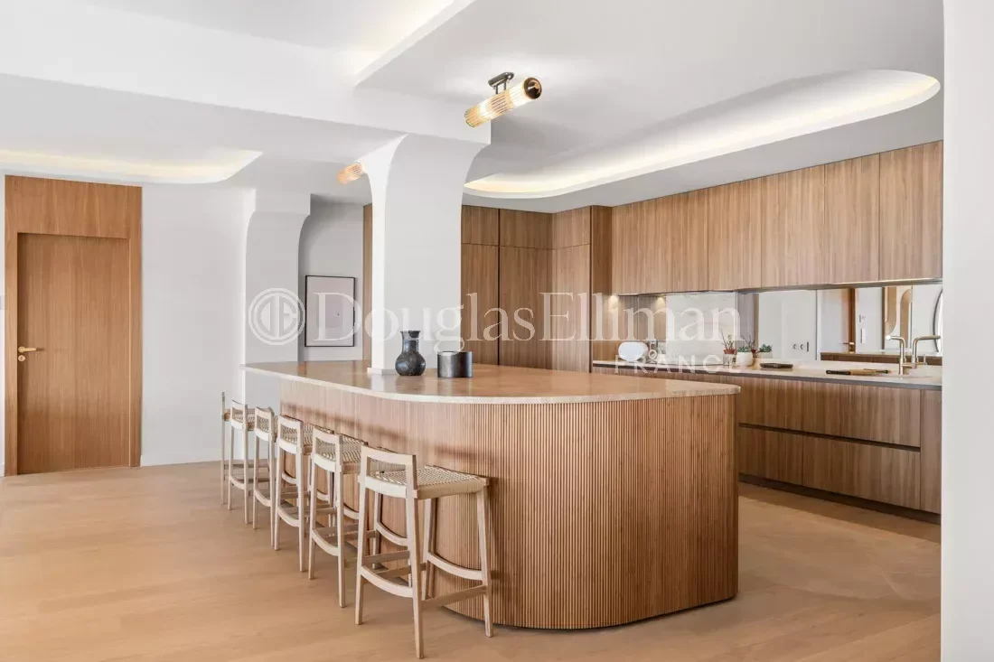 CANNES CALIFORNIE –  Appartement-Villa unique avec vue mer - Image nᵒ3